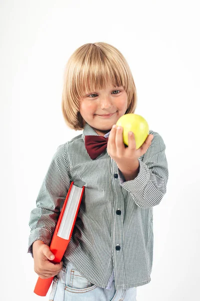 Porträt Eines Glücklichen Schuljungen Roter Fliege Mit Apfel Und Rotem — Stockfoto