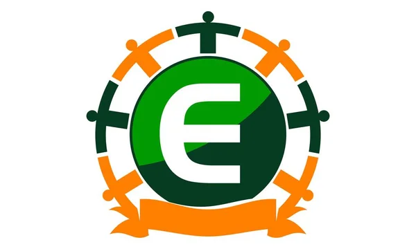 Logotipo de sinergia inicial E — Vetor de Stock