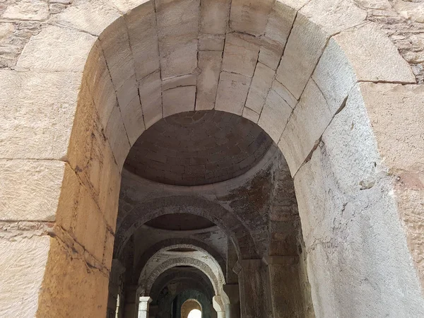 Interiér Starobylého Byzantského Řeckého Kostela Mikuláše Wonderworker Nachází Moderním Městě — Stock fotografie
