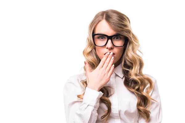 Üzleti szemüveget a fehér háttérben félénk lány — Stock Fotó