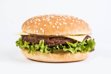 Beyaz arkaplanda hamburger