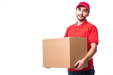 Teslimatçı kutusuyla yan görünüm