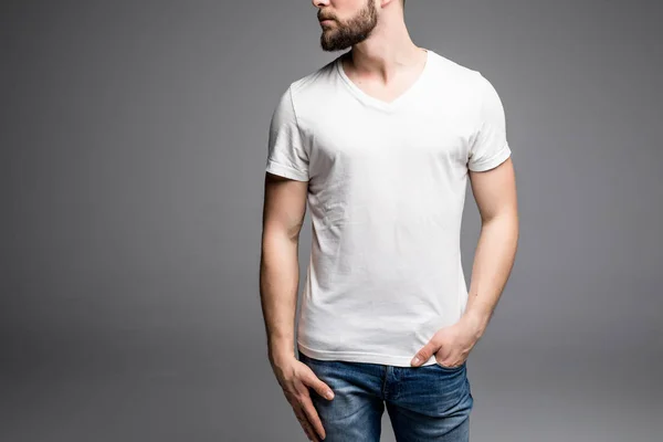 Boş t-shirt insanın yakın çekim — Stok fotoğraf