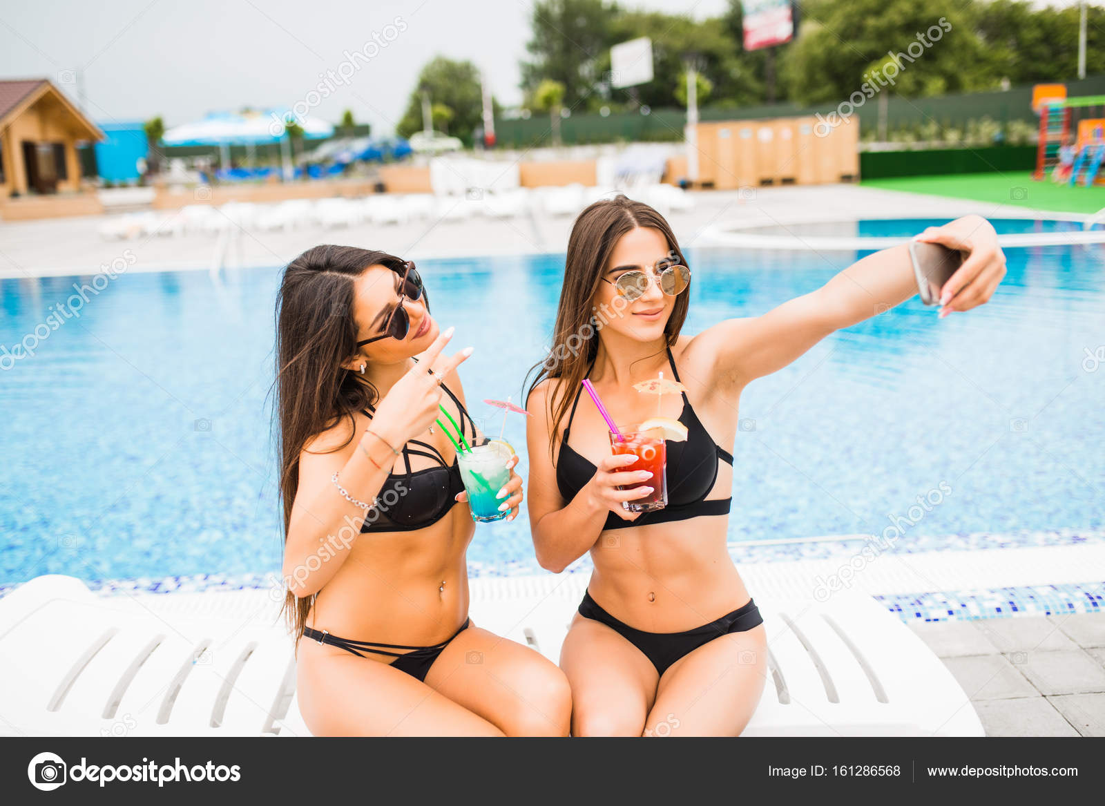 vacation pool bikini selfie