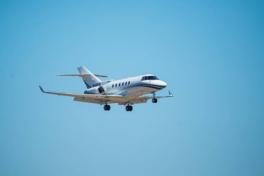 Faro, Portekiz - Haziran 30, 2017: Charter uçuşlar uçak Faro Uluslararası Havaalanı'na gelenler.