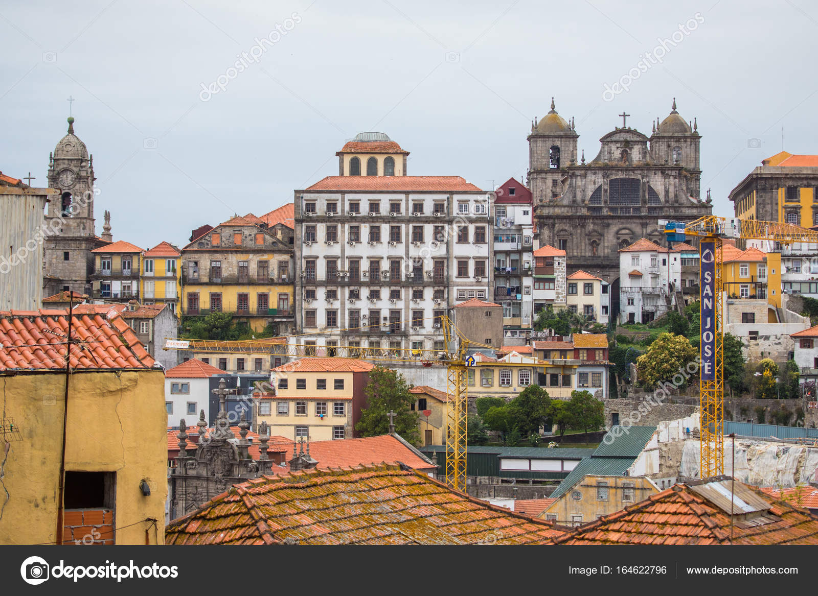 Porto, portugal - juli 2017. stadtbild, porto, portugal ...