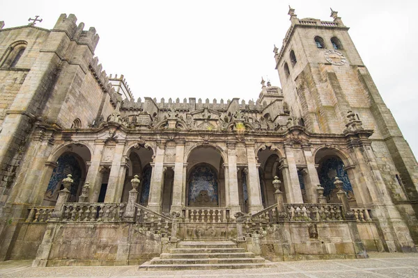 Porto, Portugal - July 2017. Porto Cathedral facade view, Roman Catholic church, Portugal. — Stock Photo, Image