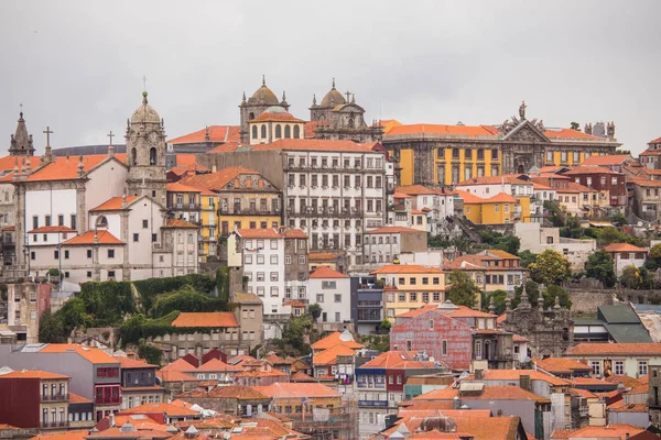 Порту, Португалия - июль 2017 года. Фабрегас вид на Старый город Порту, Португалия — стоковое фото