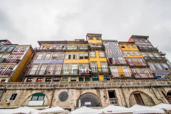 Porto, Portugal - juillet 2017. Ribeira, la vieille ville de Porto, Portugal vieilles maisons — Photo