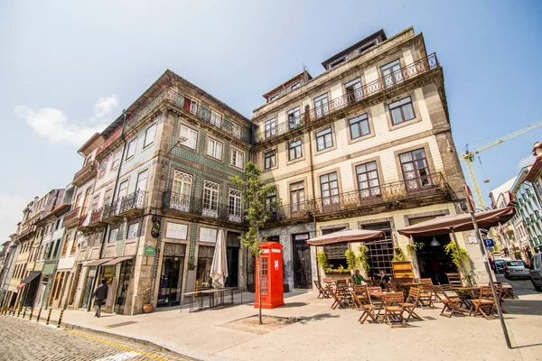 Oporto, Portogallo - luglio 2017. Porto, Portogallo centro storico sul fiume Douro. Porto popolare destinazione turistica d'Europa — Foto Stock