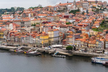 Porto, Portekiz - Temmuz, 2017. Güzel yaz gün, Portekiz Porto panoramik havadan görünümü