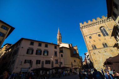 Florence, İtalya - Ekim, 2017. Dar sokak Floransa, Toskana, İtalya. Mimari ve Floransa Simgesel Yapı.