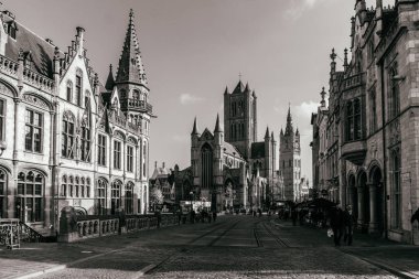 Ghent, Belçika - Kasım, 2017: Mimari Gent şehir merkezi. Ghent tarihi ortaçağ şehir ve turistik Belçika turistik olduğunu. Ghent peri kuyruk tarihi şehir merkezi