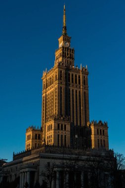 Varşova, Polonya - Kasım, 2017: Kültür Sarayı ve bilim, genel bir 237 metre yüksekliği ile Polonya'da en yüksek binası.