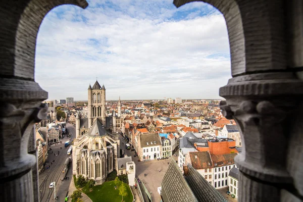 Γάνδη, Βέλγιο - Νοεμβρίου 2017: Αεροφωτογραφία του κέντρου πόλης αρχιτεκτονική της Γάνδης. Γάνδη είναι μεσαιωνική πόλη και τουριστικό προορισμό στο Βέλγιο. — Φωτογραφία Αρχείου