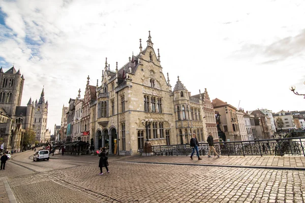 Γάνδη, Βέλγιο - Νοεμβρίου 2017: Κέντρο Αρχιτεκτονικής της Γάνδης. Γάνδη είναι μεσαιωνική πόλη και τουριστικό προορισμό στο Βέλγιο. — Φωτογραφία Αρχείου