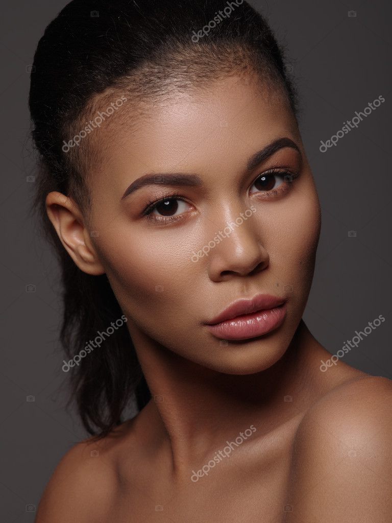 woman with shaved lips Woman with shaved lips