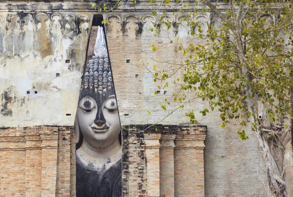 Sukhothai Hi Si dostum tapınağında Phra Achana (Buda resim)