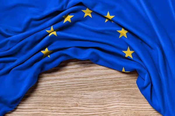 Bandera de Europa sobre fondo de madera - Representación 3D — Foto de Stock