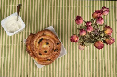 Sabahları lezzetli kahvaltı
