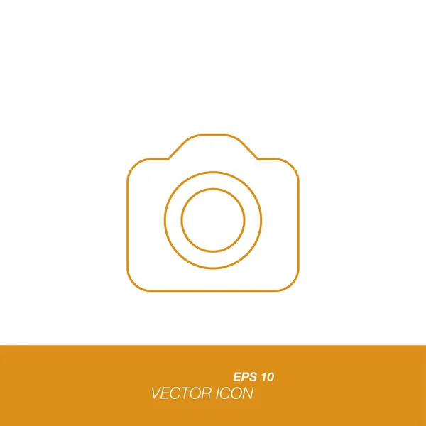 Icono de cámara en estilo de línea aislado sobre fondo blanco . — Vector de stock