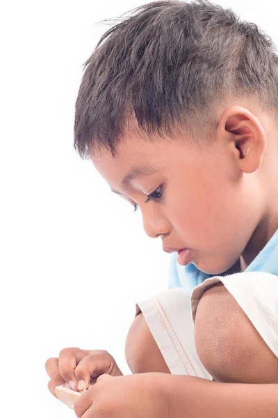 Primer plano de cara asiático pequeño niño —  Fotos de Stock