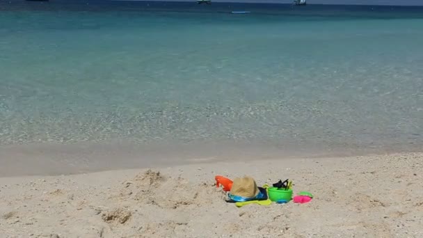 아름 다운 해변에 — 비디오