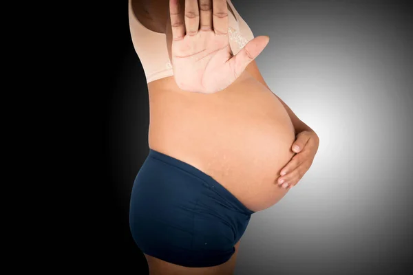 Terhes Nők Kéz Stop Megjelenítése Szürke Háttér — Stock Fotó