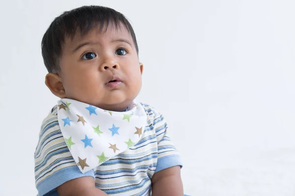 Zbliżenie twarzy małego dziecka — Zdjęcie stockowe