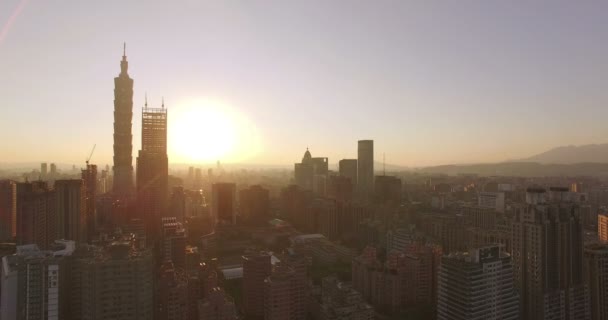 Panoramic of Taipei city at sunrise — Stock Video