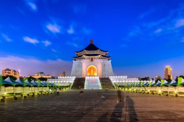 Ünlü Chiang Kai-Shek Memorial Hall. Özgürlük Meydanı, Taipei, Tayvan