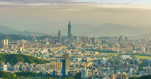 Cidade de Taipei de dia para noite (sem cintilação ) — Vídeo de Stock