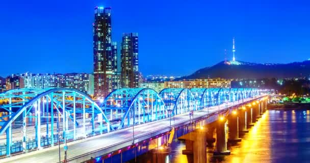 韩国首尔东亚克桥与汉江的8K时程 — 图库视频影像