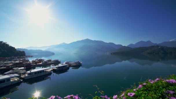 Драматический Солнечный Свет Пристани Чаову Озеро Сан Мун Тайвань — стоковое видео
