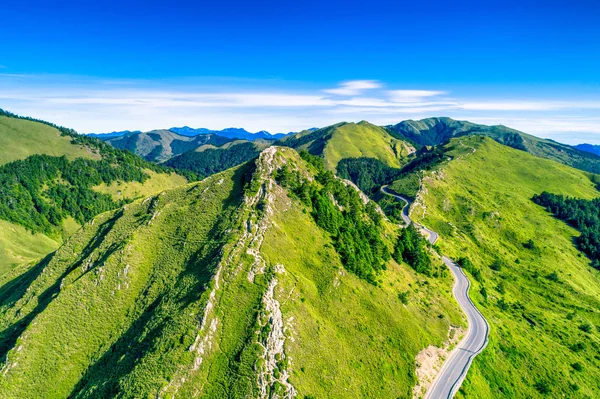 台湾太鲁科国家公园气莱主峰和北峰空中全景 — 图库照片