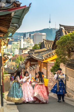 Bukchon Hanok Köyü Seul geleneksel Kore tarzı mimarisi