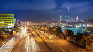 Günden itibaren Taipei Timelapse şehre gece