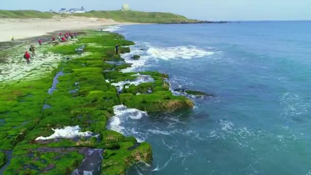 Foto Aérea Arrecife Verde Lao Mei Día Soleado Taiwán New — Vídeos de Stock