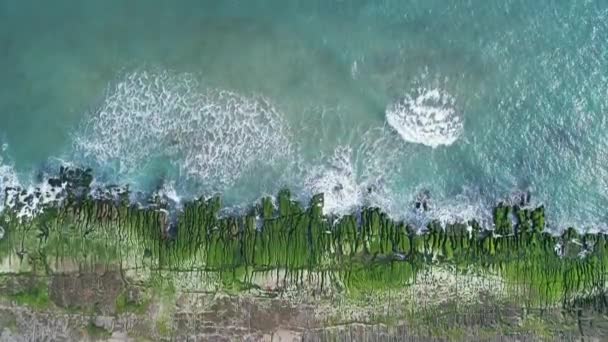 Aerial Shot Green Reef Lao Mei Sunny Day Taiwan New — Stock Video