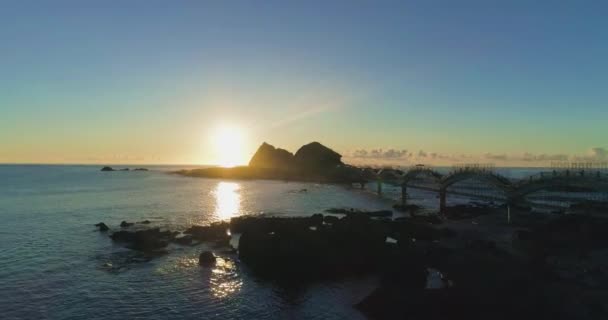 Beautiful Sunrise Dawn Taitung Sansiantai Arch Taiwan — Stock Video