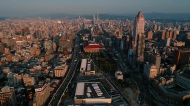 Tayvan 'daki Taipei Ana İstasyonunun Drone görüntüsü