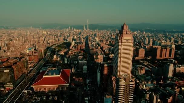 Drónkilátás Taipei Főállomására — Stock videók