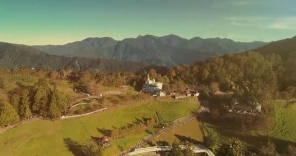 Luftaufnahme Von Cingjing Den Bergen Taiwans — Stockvideo