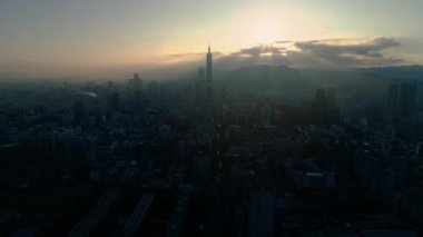8k Tokyo kule görüntüsü