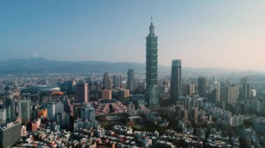 Taipei şehir merkezindeki hava manzarası. 