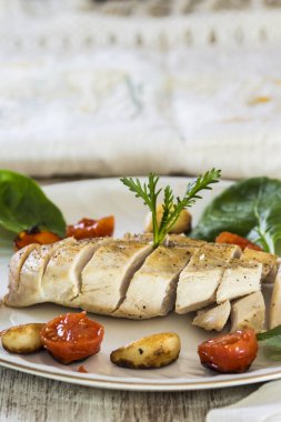 Izgara tavuk göğsü.