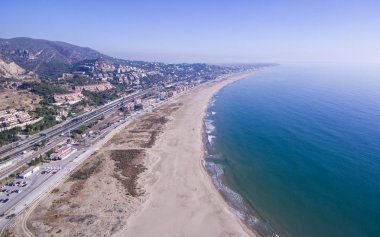 Kıyıları Barselona. Drone görünümü