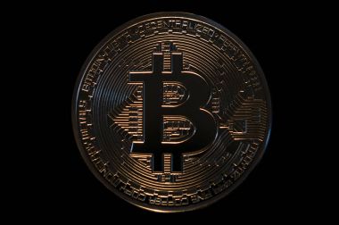 bitcoin sembol sikke Kripto para birimi ile siyah arka plan üzerine gölge