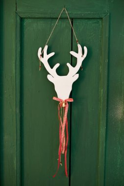 Noel sahne geyik kapı ile