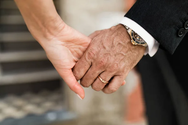 Een Paar Kunt Handen Elkaar Zien Aanraken Sensueel — Stockfoto